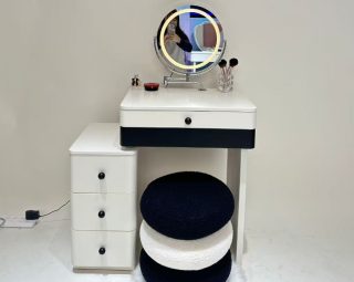 โต๊ะเครื่องแป้ง MODEL :: FN-E-001A